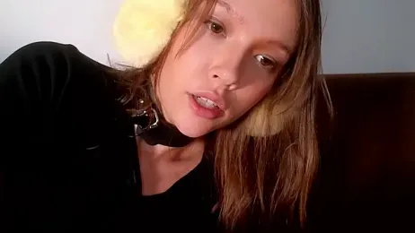 DemiDee webcam model stream image