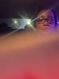 Blazerina webcam model stream image