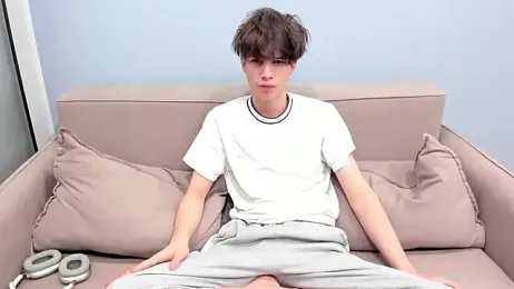 Ur_NextDoor_Boy webcam stripchat model stream image