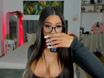 Fancy-t33n webcam model stream image