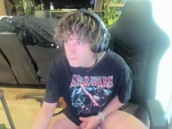 bashful4200 webcam chaturbate model stream image