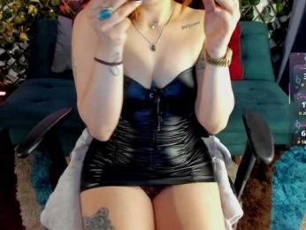 Cocochanell webcam model stream image