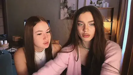 MayaGlow webcam stripchat model stream image