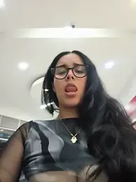 Annya-sweet webcam model stream image