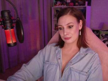 LadyLLS webcam model stream image