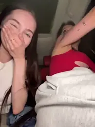 SnappyHappy webcam stripchat model stream image