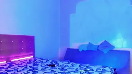AllizaLowy webcam model stream image