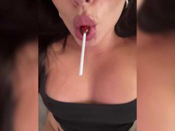 -Hennessy- webcam bongacams model stream image