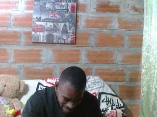 Tairon Tuck webcam model stream image