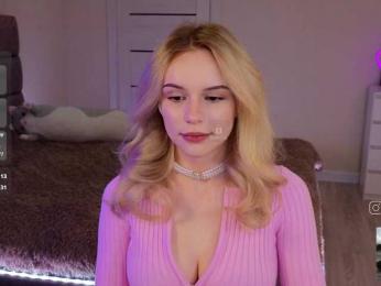 fymryn webcam bongacams model stream image