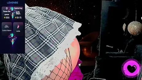 SultanaLayla webcam model stream image