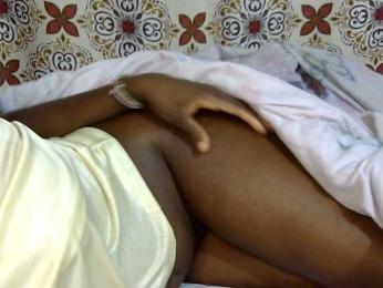 Sexxylips webcam model stream image