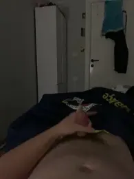 Erenn34 webcam model stream image