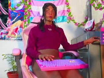 effy_marinn webcam model stream image