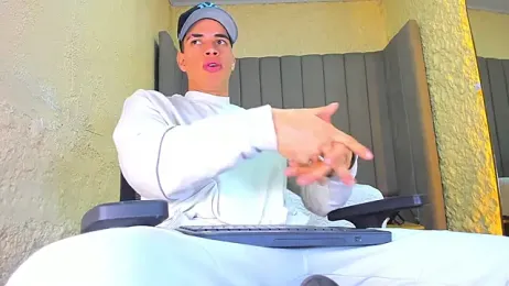 Benjamin_More webcam model stream image