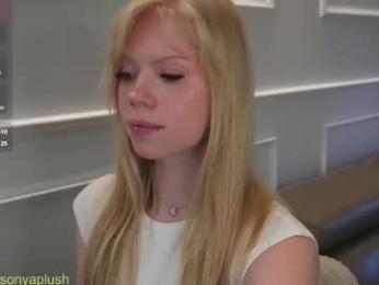 sonyaplush webcam model stream image