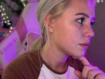 dikidii webcam bongacams model stream image