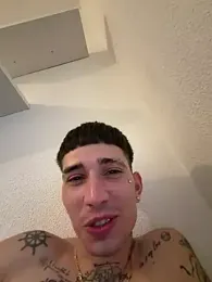 Demon6XL webcam model stream image