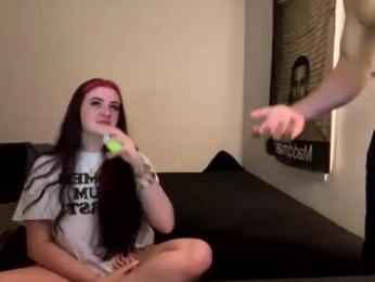 itstarzan webcam model stream image