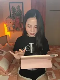 -katinat- webcam model stream image