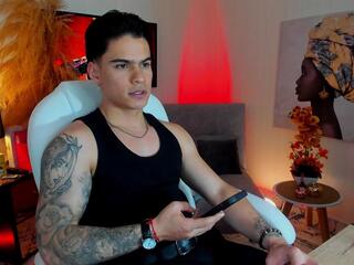 Matt Andersson webcam model stream image