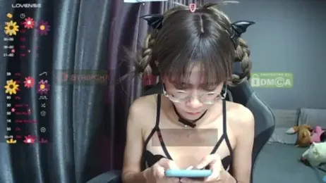 littlemiilk webcam model stream image