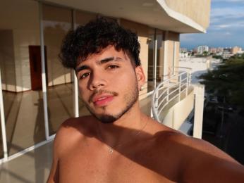 AlexanderJordan webcam model stream image