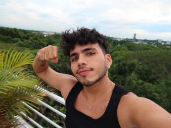 AlexanderJordan webcam model stream image