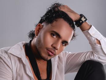 AlexanderJordan webcam model stream image