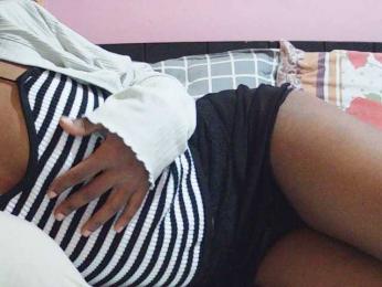 MlleKali webcam model stream image