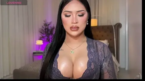 Your_Majesty_Tyra webcam model stream image