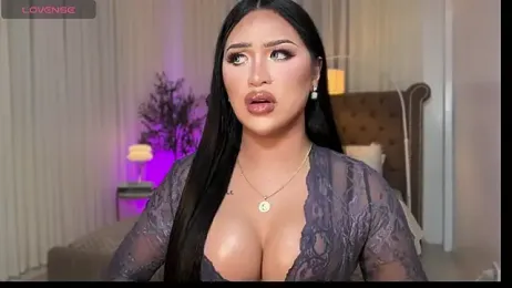 Your_Majesty_Tyra webcam model stream image