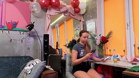 Misss_Vikk webcam model stream image