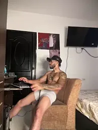 Kenny_romano webcam model stream image