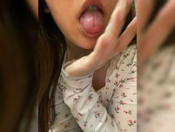 -mur- webcam model stream image