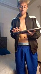 Adam_foxs webcam model stream image