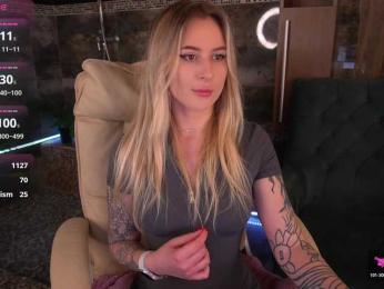 ArolinaNight webcam model stream image