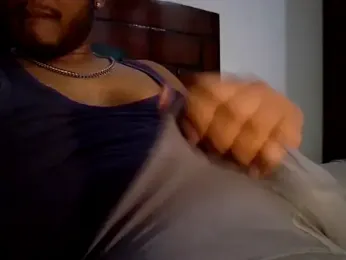 piratess webcam model stream image