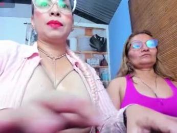 jademooms webcam model stream image