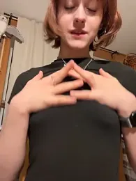 Only_April webcam stripchat model stream image