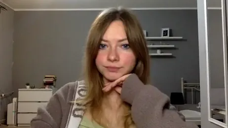 MillieShow webcam stripchat model stream image