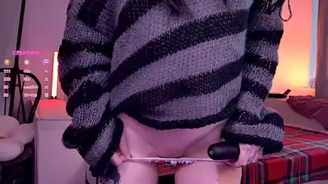 Lollyshy webcam model stream image