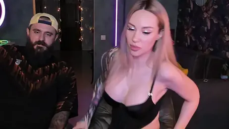 Blckmirrorr webcam model stream image