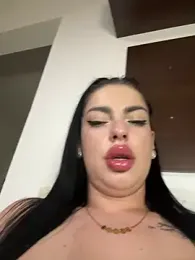 Robexxmia webcam model stream image