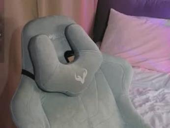 cute_thomas webcam model stream image