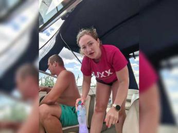 MOLLY-7 webcam model stream image