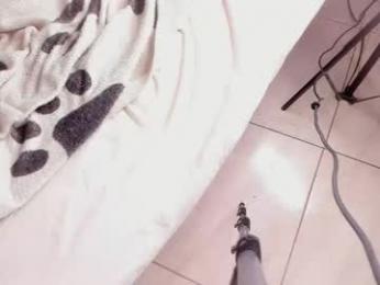 blackandwhite1_ webcam model stream image