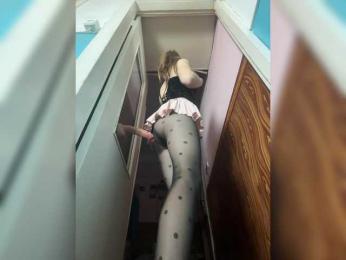 -KittyDoll-Meow- webcam model stream image