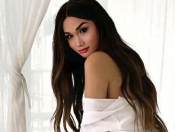 SashaHale webcam model stream image