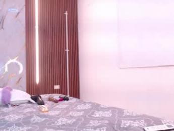 domenica_west webcam model stream image